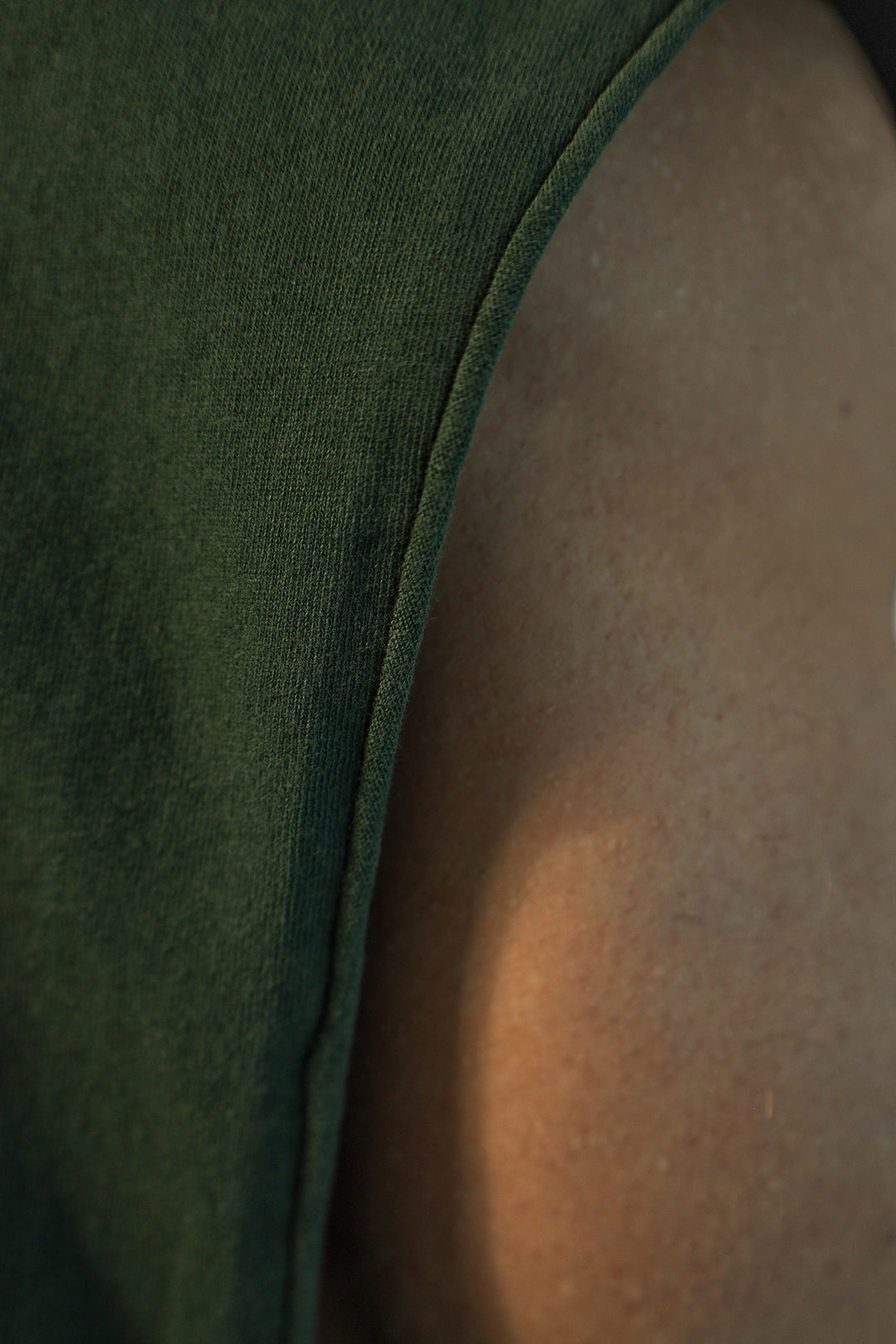 Box Cut Muscle Tee - Forest Green