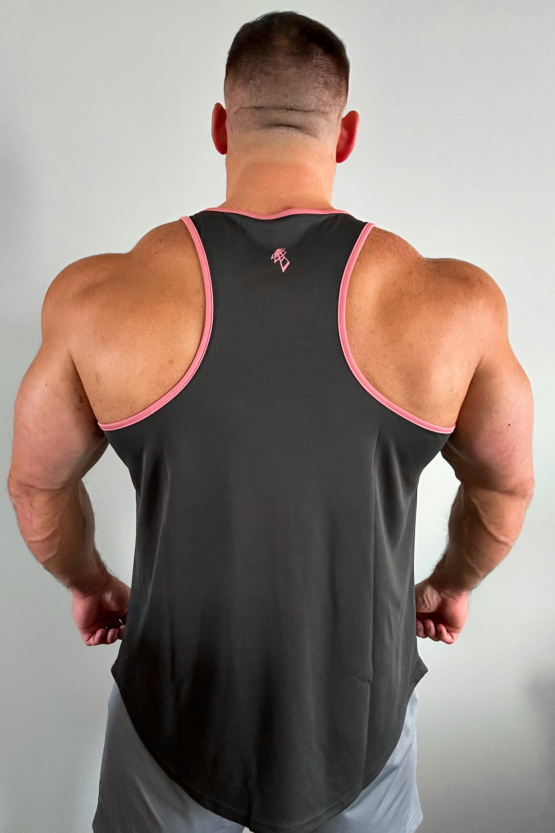 Fast-Dry Bodybuilding Workout Stringer - Gray w Pink