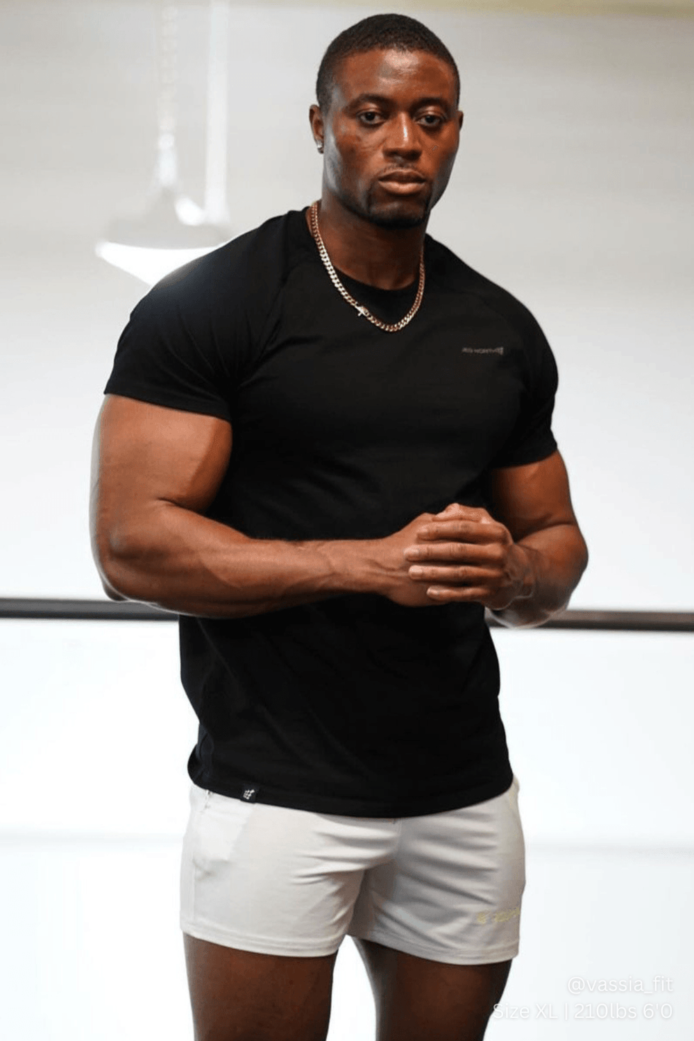 Titan 2.0 Muscle-Fit T-Shirt - Black